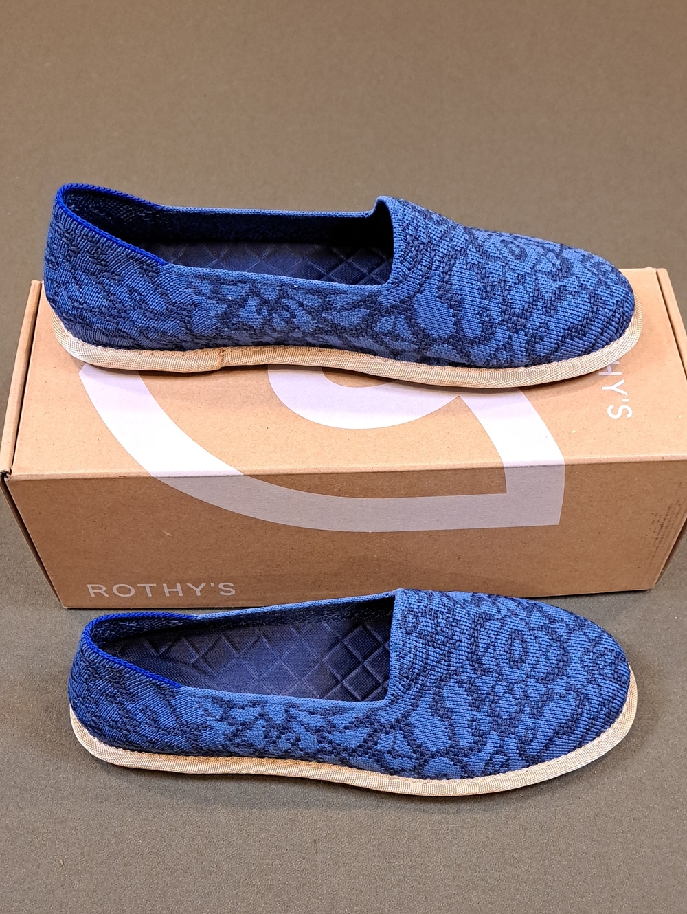 Rothy's The Cruiser Loafer in Star Bloom - Size: 8.5